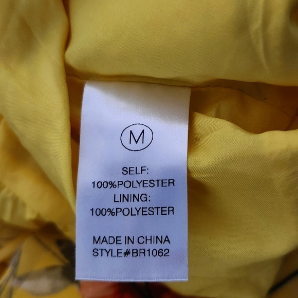 Fashion Nova Medium Yellow Floral Dreams Halter Romper NWT - Picture 6 of 8